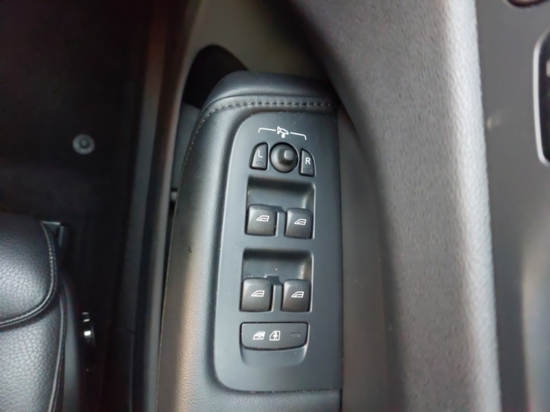 Used Volvo XC60 2023 for sale - 77265073: Photo 18