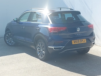 Used Volkswagen T-Roc 2019 for sale - 75278484: Photo