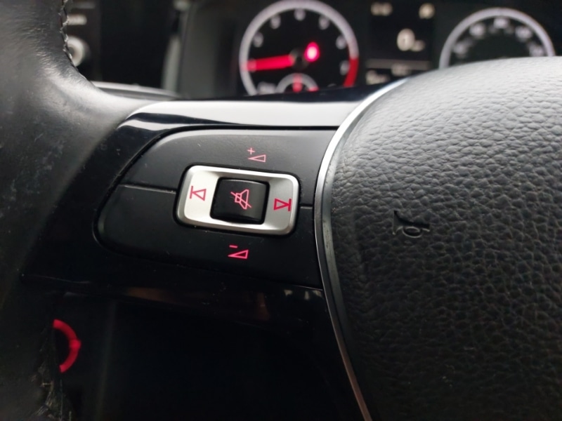 Used Volkswagen Polo 2018 for sale - 76564164: Photo 13