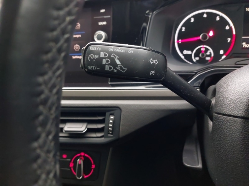 Used Volkswagen Polo 2018 for sale - 76564164: Photo 15