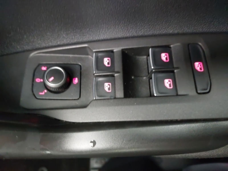 Used Volkswagen Polo 2018 for sale - 76564164: Photo 17