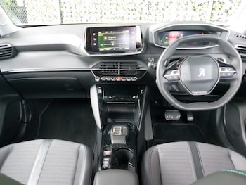 Used Peugeot 2008 2022 for sale - 75738029: Photo