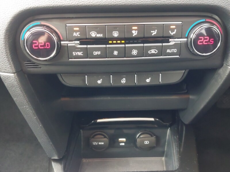 Used Kia XCeed 2020 for sale - 77530863: Photo 11