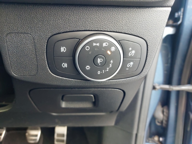 Used Ford Focus 2019 for sale - 76447432: Photo 18