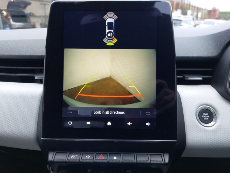 Used Renault Clio 2021 for sale - 76834153: Photo 13