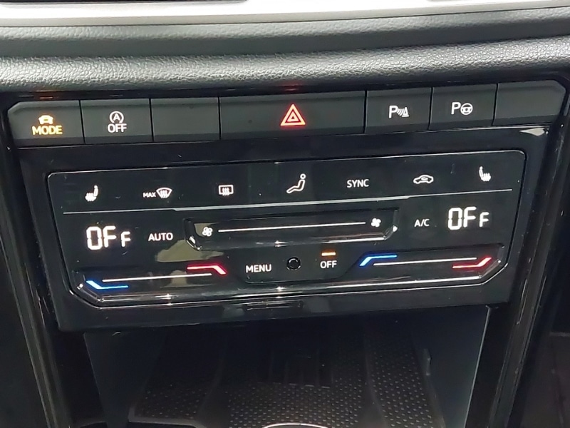 Used Volkswagen T-Roc 2025 for sale - 77189964: Photo 11