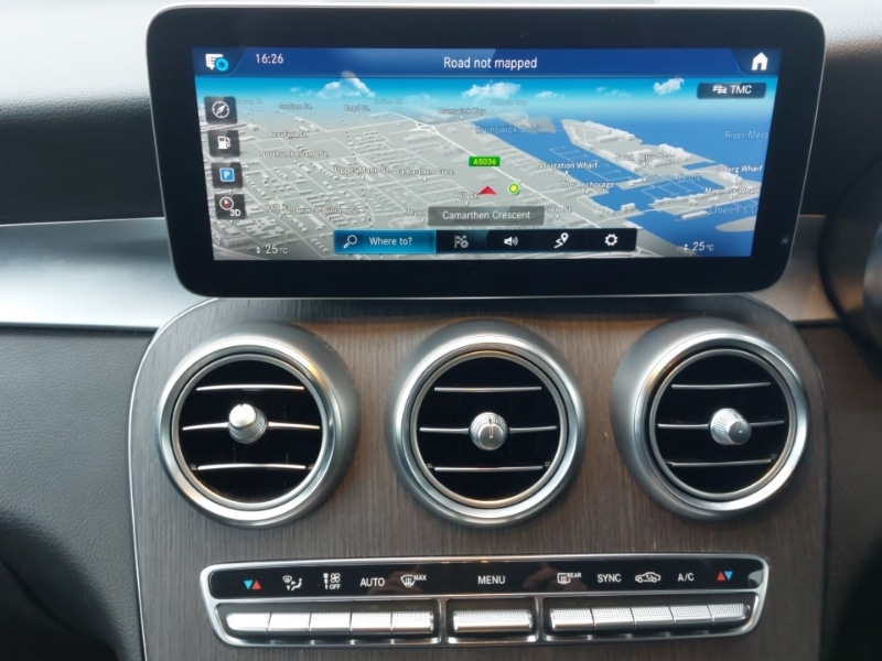 Used Mercedes-Benz GLC 2019 for sale - 77815331: Photo 10