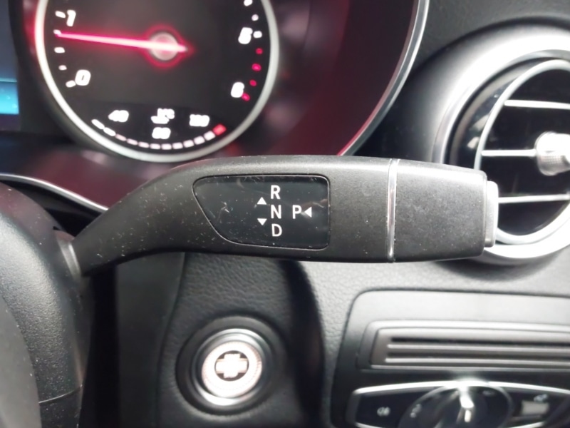 Used Mercedes-Benz GLC 2019 for sale - 77815331: Photo 17