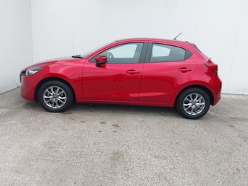 Used Mazda Mazda2 2024 for sale - 76301681: Photo