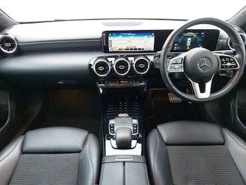 Used Mercedes-Benz A-Class 2019 for sale - 77600752: Photo