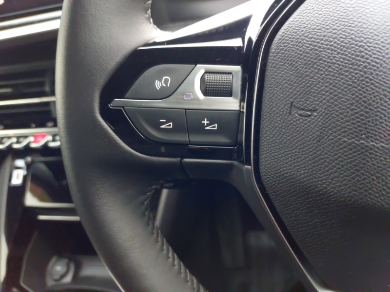 Used Peugeot 2008 2024 for sale - 76893405: Photo 13