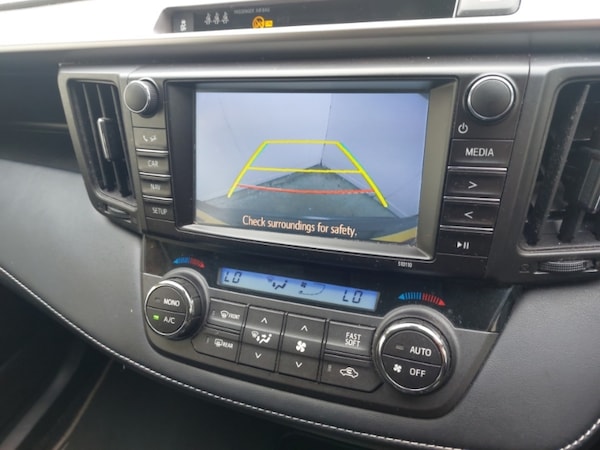 Used Toyota RAV4 2018 for sale - 76311637: Photo 17