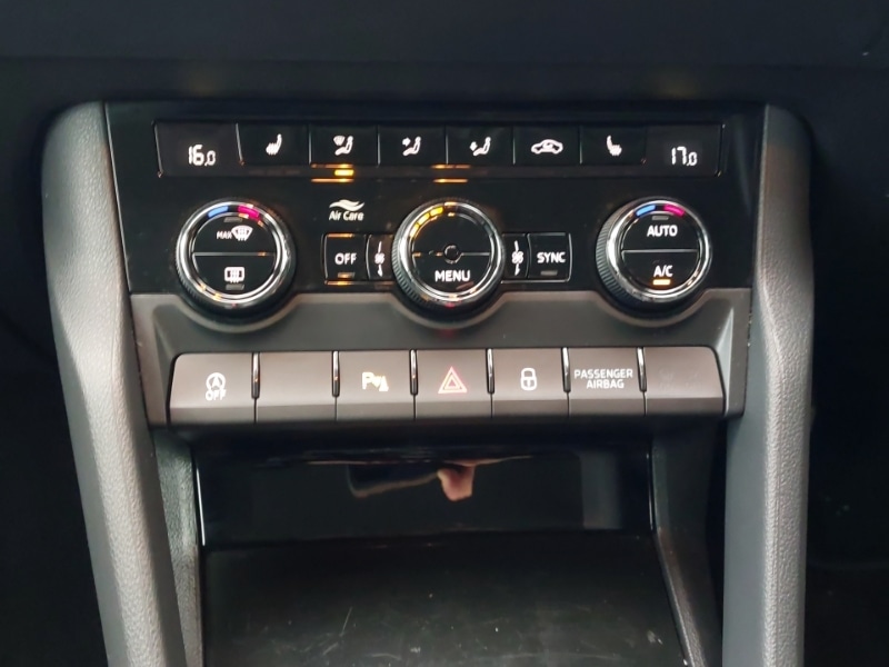 Used Skoda Karoq 2024 for sale - 76983106: Photo 11