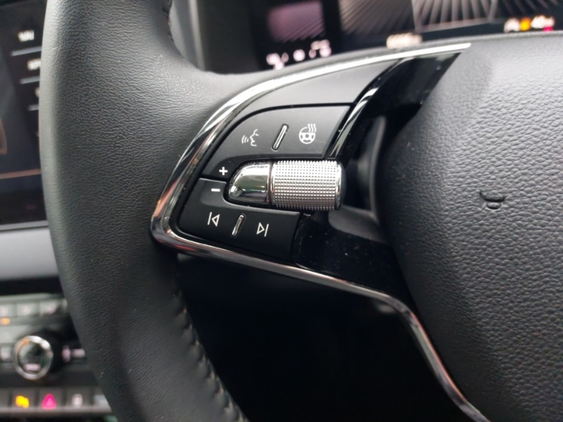 Used Skoda Karoq 2024 for sale - 76983106: Photo 14