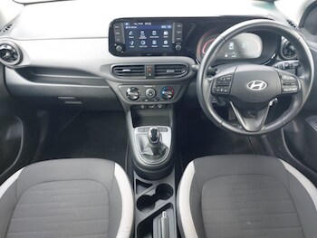 Used Hyundai i10 2023 for sale - 78403381: Photo