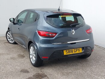 Used Renault Clio 2018 for sale - 77173867: Photo