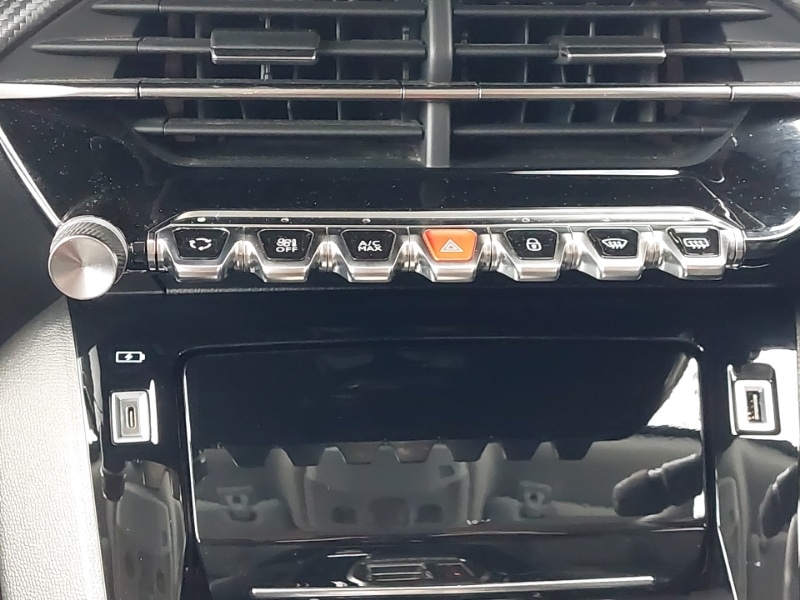 Used Peugeot 2008 2022 for sale - 77093121: Photo 11