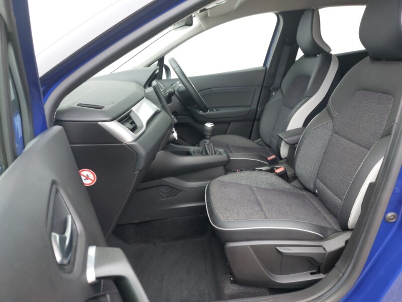 Used Renault Captur 2023 for sale - 76275505: Photo 5