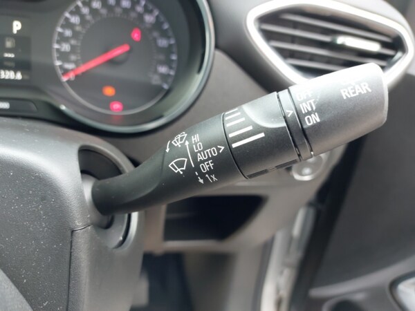 Used Vauxhall Crossland 2022 for sale - 75663990: Photo 17