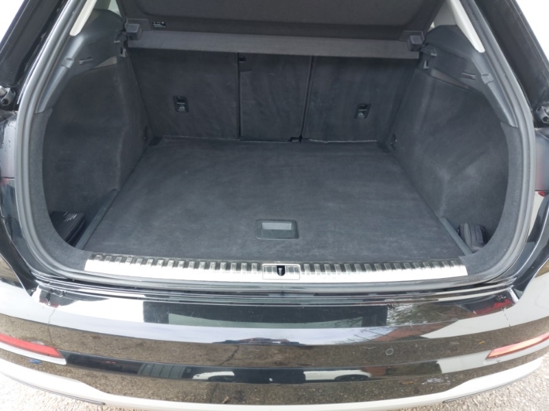 Used Audi Q3 2019 for sale - 78032837: Photo 8