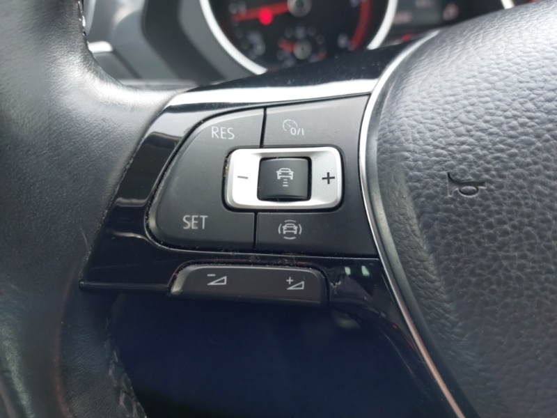 Used Volkswagen Tiguan 2018 for sale - 77922049: Photo 14