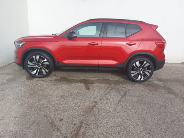 Used Volvo XC40 2024 for sale - 76254568: Photo 4