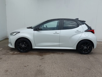 Used Toyota Yaris 2022 for sale - 79612350: Photo