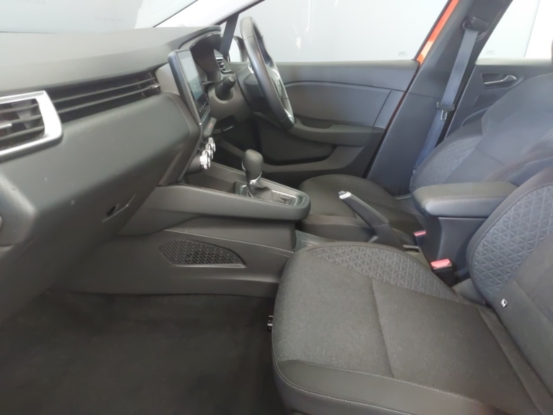 Used Renault Clio 2022 for sale - 75980609: Photo 5