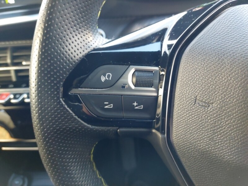 Used Peugeot 2008 2021 for sale - 76651726: Photo 14