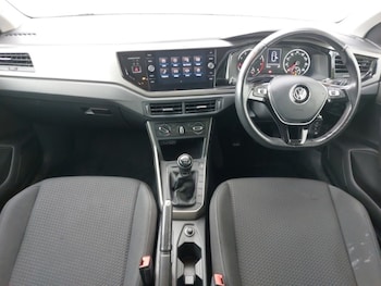 Used Volkswagen Polo 2019 for sale - 79578564: Photo