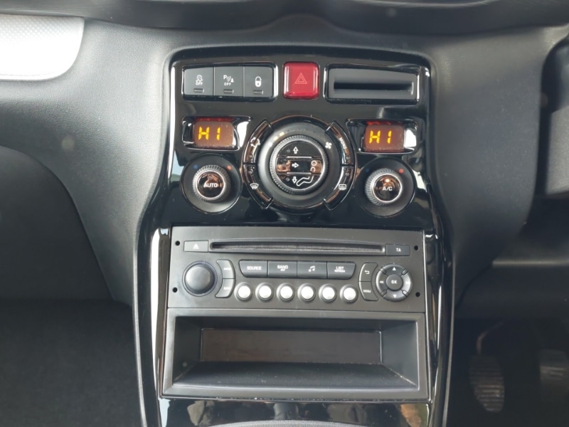 Used Citroen C3 Picasso 2017 for sale - 76879832: Photo 10