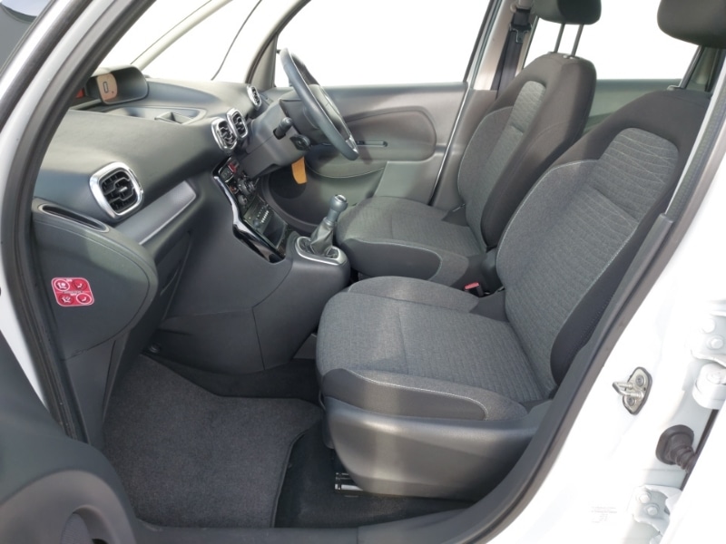 Used Citroen C3 Picasso 2017 for sale - 76879832: Photo 5