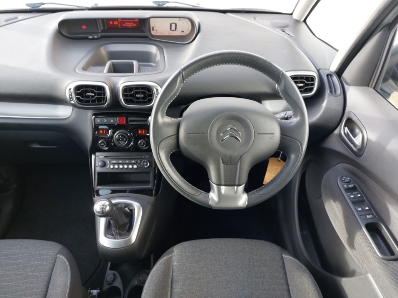 Used Citroen C3 Picasso 2017 for sale - 76879832: Photo 7