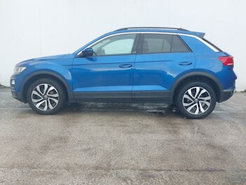 Used Volkswagen T-Roc 2021 for sale - 75345711: Photo