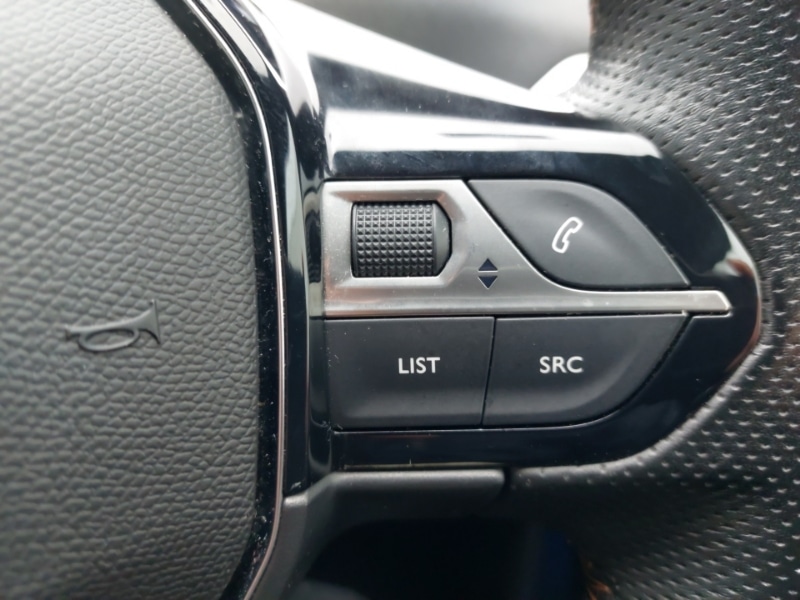 Used Peugeot 5008 2020 for sale - 77678108: Photo 18