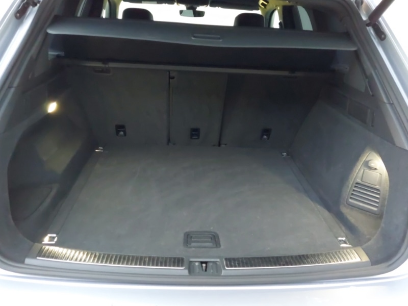 Used Volkswagen Touareg 2019 for sale - 77352391: Photo 8