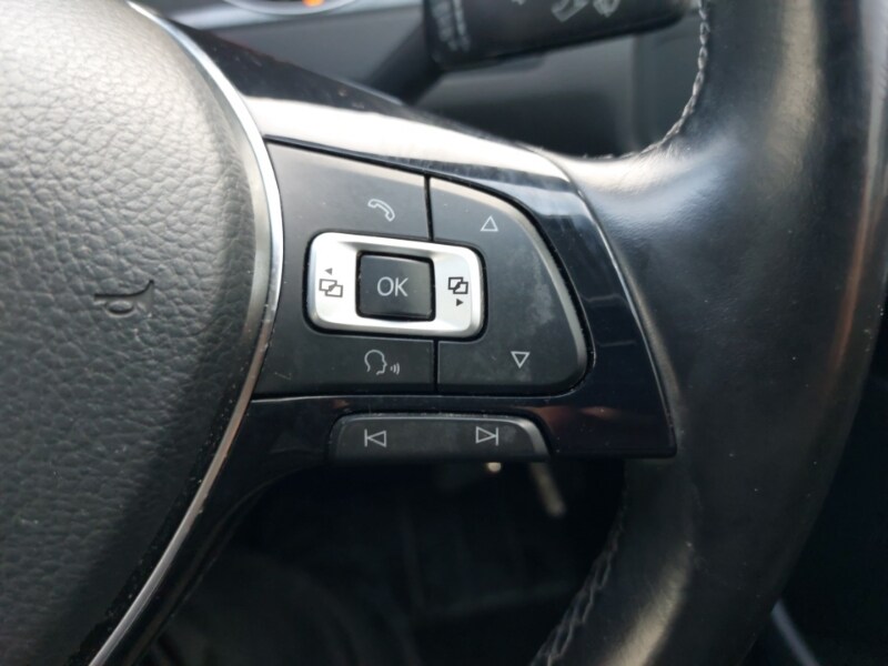 Used Volkswagen Golf 2017 for sale - 77085781: Photo 16