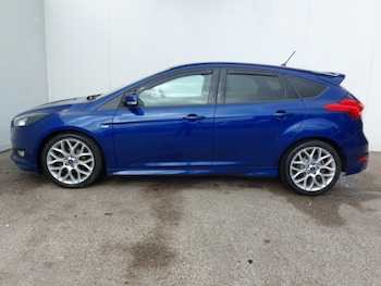Used Ford Focus 2017 for sale - 78568001: Photo