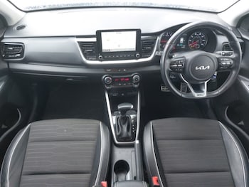 Used Kia Stonic 2023 for sale - 78778005: Photo