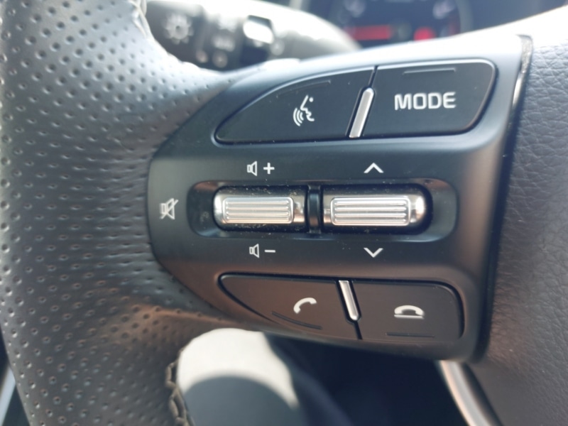 Used Kia Stonic 2023 for sale - 77085824: Photo 15