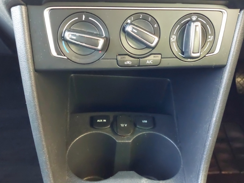 Used Volkswagen Polo 2016 for sale - 76860391: Photo 11