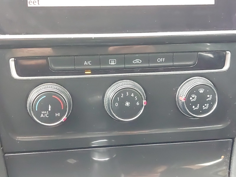 Used Volkswagen Golf 2018 for sale - 77008584: Photo 11