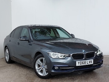 2018 - 318i Sport 4dr Step Auto