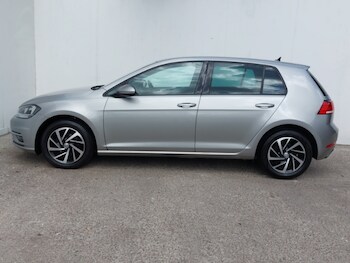 Used Volkswagen Golf 2019 for sale - 78865598: Photo