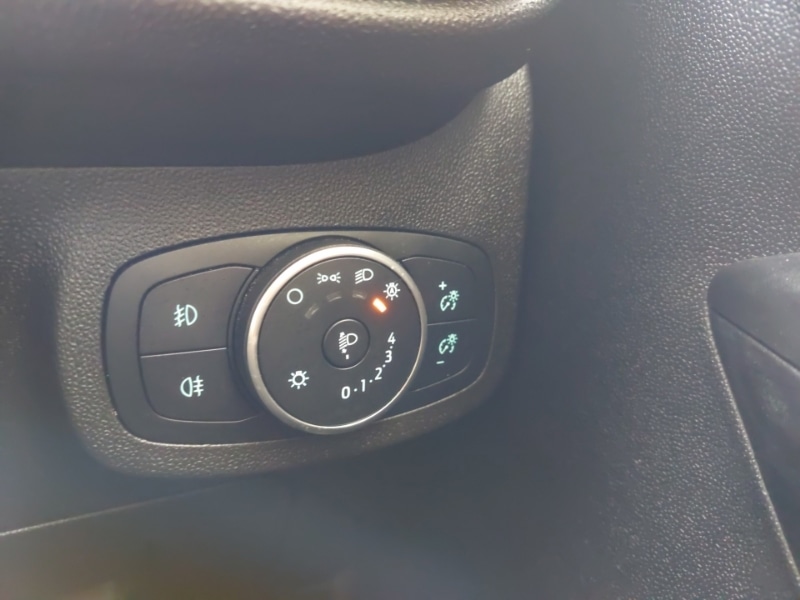 Used Ford Fiesta 2019 for sale - 76540510: Photo 18