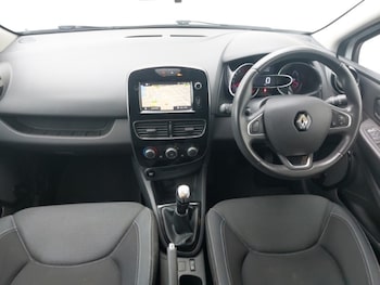 Used Renault Clio 2017 for sale - 76289282: Photo