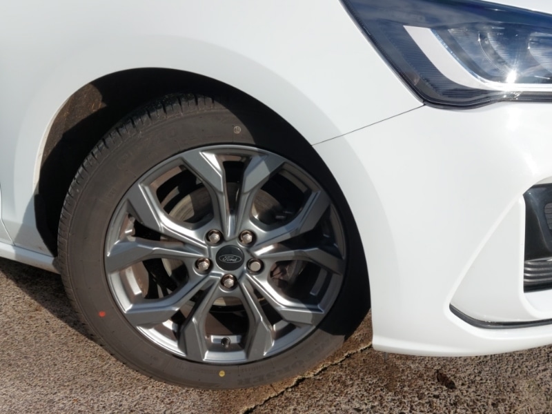 Used Ford Focus 2023 for sale - 76893399: Photo 9