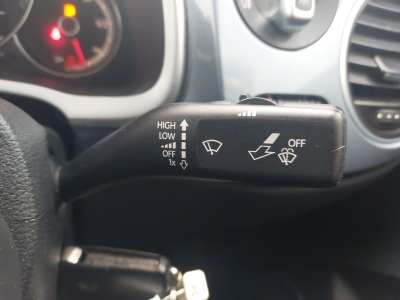 Used Volkswagen Beetle 2017 for sale - 78178961: Photo 15