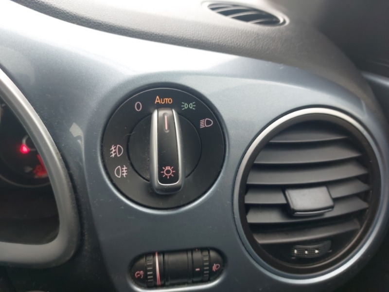 Used Volkswagen Beetle 2017 for sale - 78178961: Photo 17