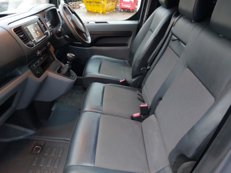 Used Vauxhall Vivaro 2019 for sale - 77129992: Photo 5